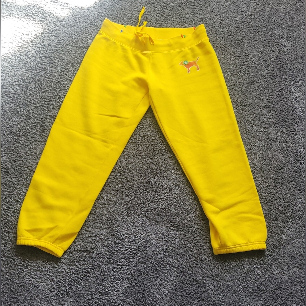Yellow vs. Pink Bottoms